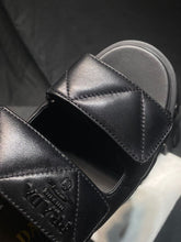 Carregar imagem no visualizador da galeria, Sandália Prada Flatform Em Couro Napa Preto
