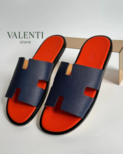 Carregar imagem no visualizador da galeria, Sandália Hermès Izmir.
