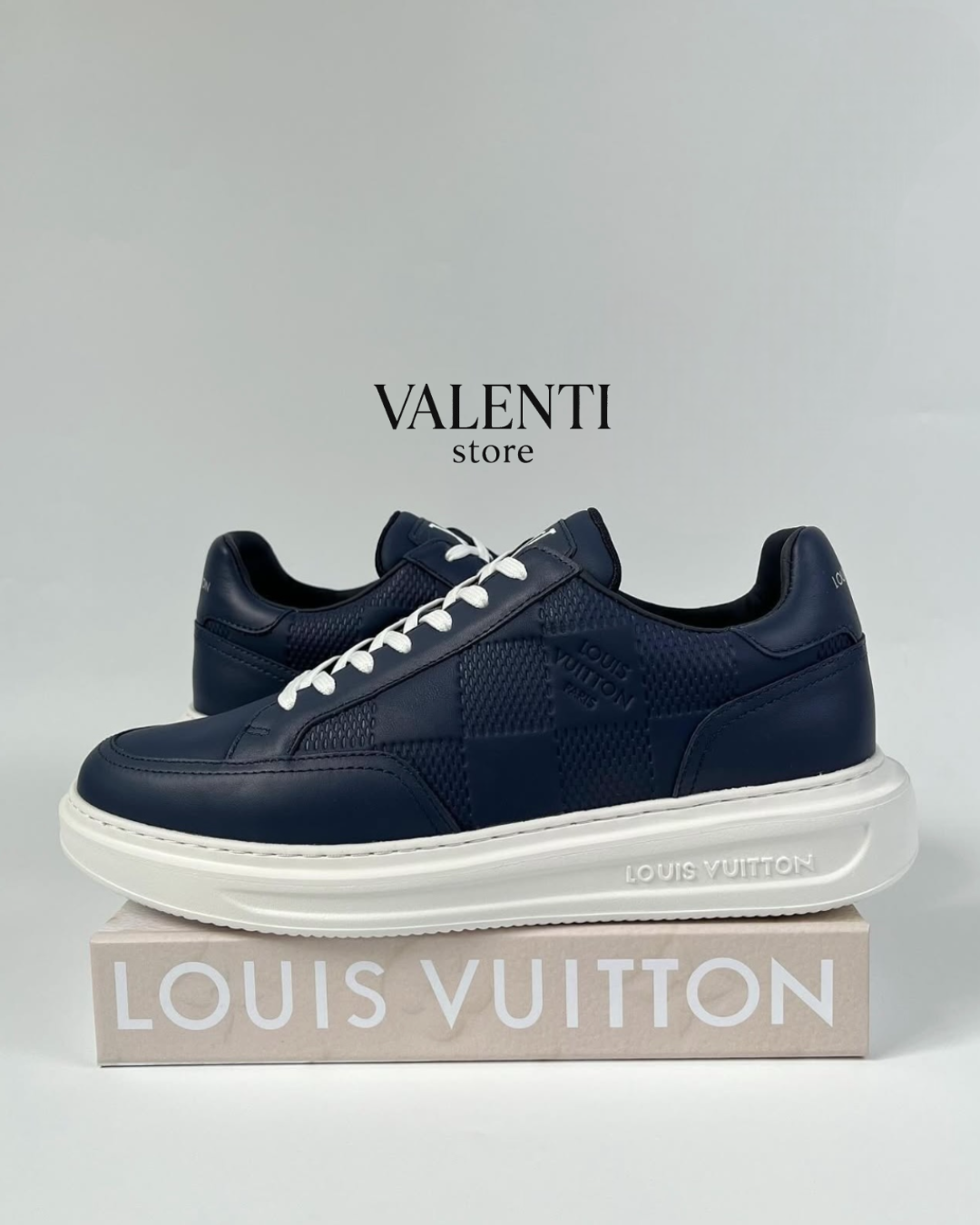 Tênis Louis Vuitton Azul