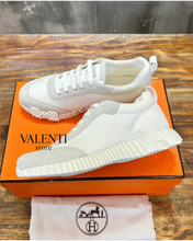 Carregar imagem no visualizador da galeria, Tênis Hermès All White
