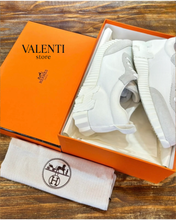 Carregar imagem no visualizador da galeria, Tênis Hermès All White

