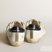 Carregar imagem no visualizador da galeria, Tênis Super-Star Golden Goose 9
