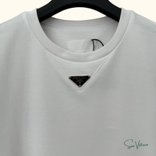 Carregar imagem no visualizador da galeria, Camiseta com Logo Triangular Prada
