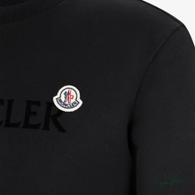 Carregar imagem no visualizador da galeria, Moletom  &quot;Logo Patch&quot; Moncler
