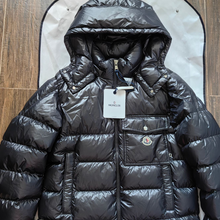 Carregar imagem no visualizador da galeria, Jaqueta Puffer "Wollaston" Moncler
