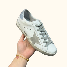 Carregar imagem no visualizador da galeria, Tênis Super-Star Golden Goose
