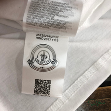 Carregar imagem no visualizador da galeria, Camiseta &quot;Com Logo Flocado&quot; Moncler
