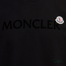 Carregar imagem no visualizador da galeria, Camiseta &quot;Com Logo Flocado&quot; Moncler
