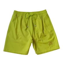 Carregar imagem no visualizador da galeria, Shorts de Banho Masculino com Estampa Reativa à Água Vilebrequin – Ronde des Tortues Verde
