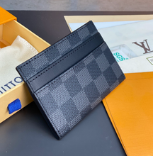 Carregar imagem no visualizador da galeria, Porta-cartões Louis Vuitton
