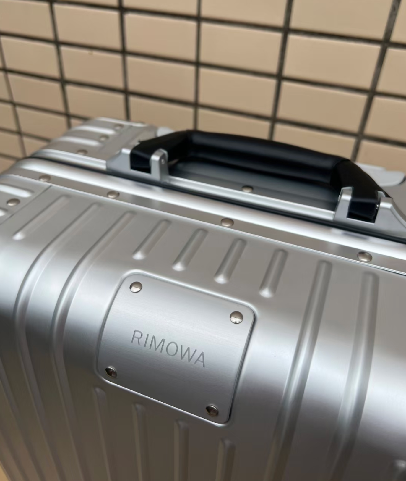 Mala de mão "Cabin Twist" RIMOWA