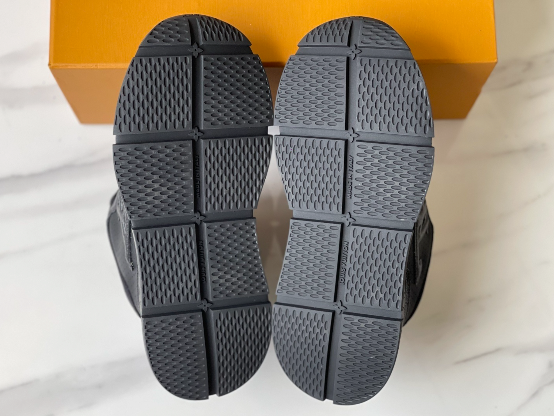 Tênis New Louis Vuitton ALL BLACK