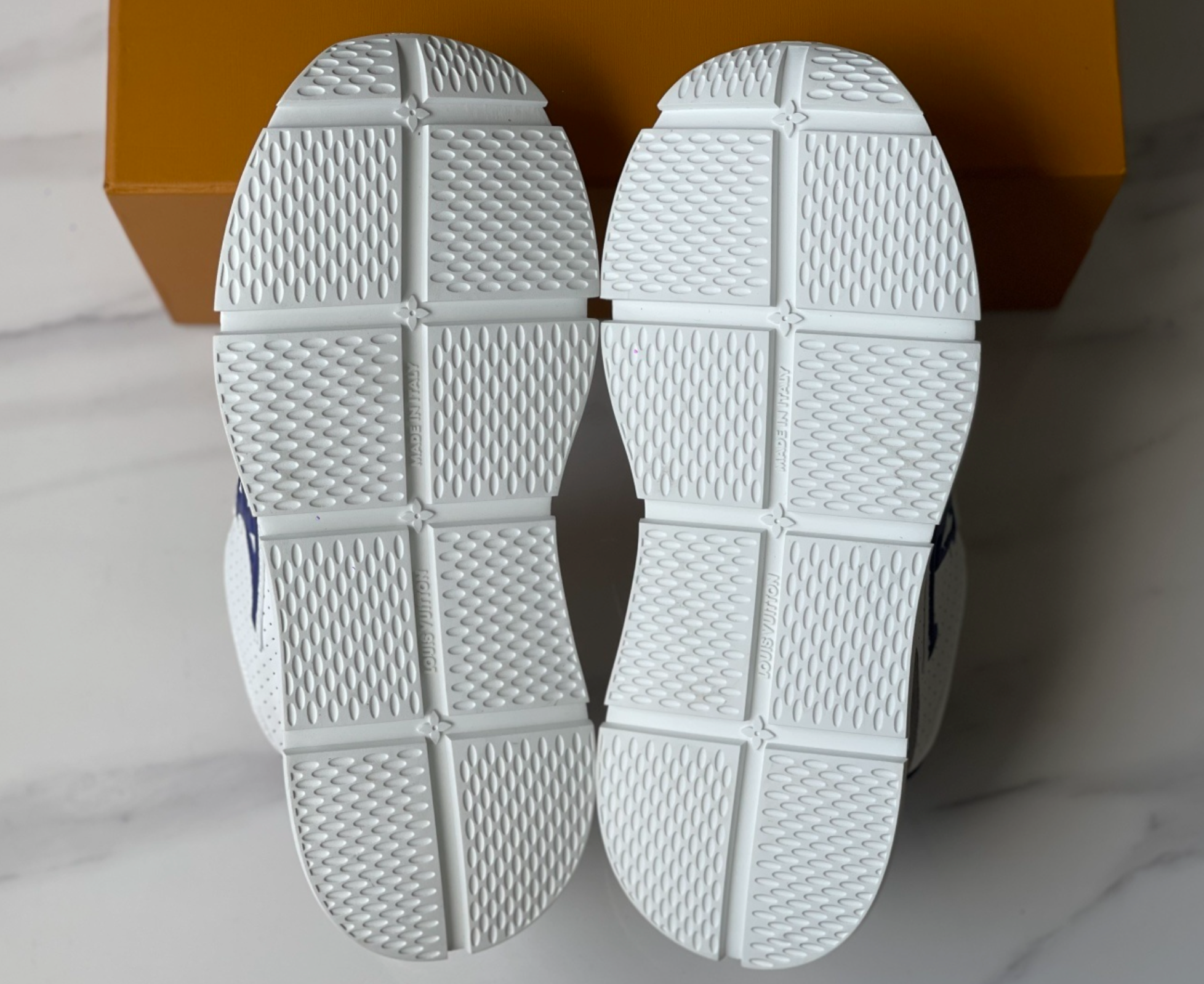 Tênis New Louis Vuitton Branco/Azul