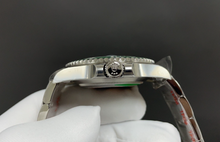 Carregar imagem no visualizador da galeria, Rolex Submariner Starbucks "Super C"
