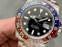 Carregar imagem no visualizador da galeria, Rolex GMT-Master II 'Pepsi' aço inoxidável mostrador preto "Super C"
