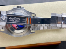 Carregar imagem no visualizador da galeria, Rolex GMT-Master II 40MM "Batgirl" Jubilee de Aço Inoxidável "Super C"
