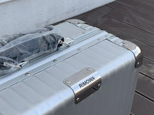 Carregar imagem no visualizador da galeria, Mala Rimowa Classic Cabin
