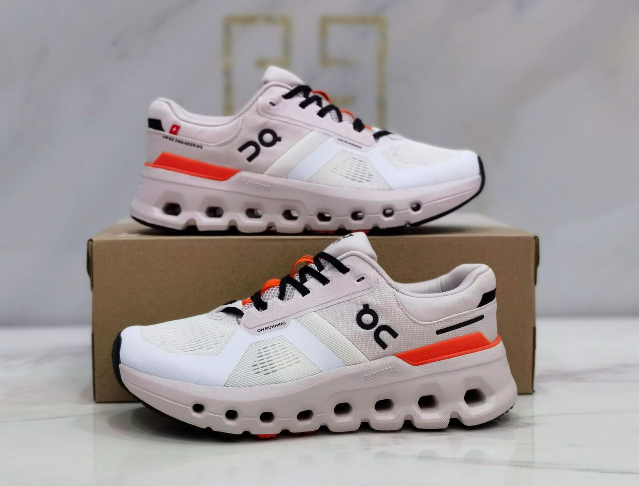 On Cloudrunner 2 White