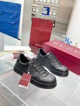 Carregar imagem no visualizador da galeria, Gucci GG Sneaker Black

