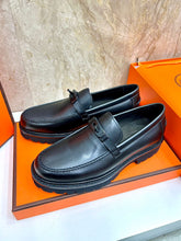 Carregar imagem no visualizador da galeria, Sapato HERMES
