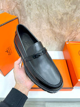 Carregar imagem no visualizador da galeria, Sapato HERMES
