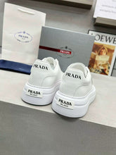Carregar imagem no visualizador da galeria, Prada Downtown White
