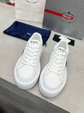 Carregar imagem no visualizador da galeria, Prada Downtown White
