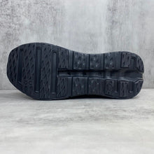 Carregar imagem no visualizador da galeria, LOEWE x On Cloudtilt Black
