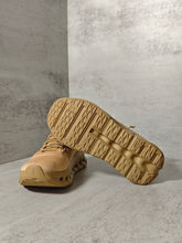 Carregar imagem no visualizador da galeria, LOEWE x On Cloudtilt Dark Sand
