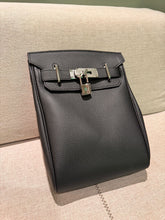 Carregar imagem no visualizador da galeria, Hermès Hac A Dos Black
