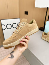 Carregar imagem no visualizador da galeria, Prada Downtown beige x1

