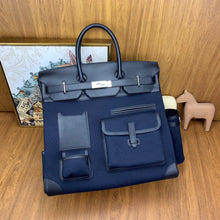 Carregar imagem no visualizador da galeria, Hermès Haut à Courroies Blue
