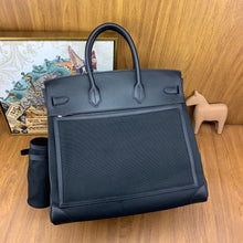 Cargar imagen en el visor de la galería, Hermès Haut à Courroies Negro
