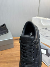 Carregar imagem no visualizador da galeria, Prada Leather Sneaker Black
