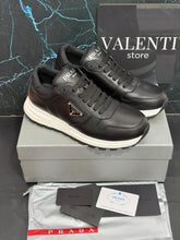 Carregar imagem no visualizador da galeria, Prada Prax 01 Leather Black/White
