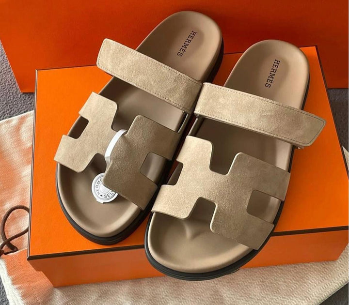 Sandália Hermès Chypre Beige Sable
