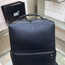 Carregar imagem no visualizador da galeria, Mochila Montblanc

