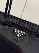 Cargar imagen en el visor de la galería, Bolso tote Bonnie Prada
