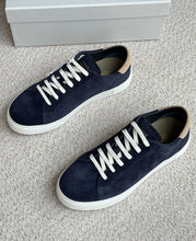 Carregar imagem no visualizador da galeria, Tênis Brunello Cucinelli Camurça Azul Escuro

