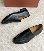 Carregar imagem no visualizador da galeria, Sergio Loafer Loro Piana Calfskin Black
