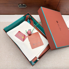 Carregar imagem no visualizador da galeria, Sneaker Loro Piana White &amp; Light Beige
