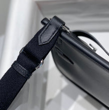 Carregar imagem no visualizador da galeria, Bolsa Hermès Jypsière Mini Black
