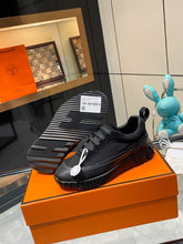 Carregar imagem no visualizador da galeria, Tênis Hermès All Black
