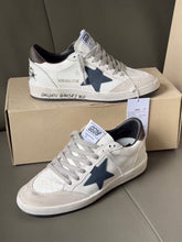 Cargar imagen en el visor de la galería, GOLDEN GOOSE GGDB BALLSTAR
