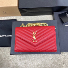 Carregar imagem no visualizador da galeria, Saint Laurent Should Bag red
