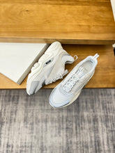 Carregar imagem no visualizador da galeria, Tênis Christian Dior B22
