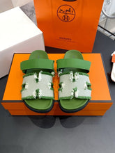 Carregar imagem no visualizador da galeria, Hermes Chypre  Sandal Green
