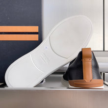 Carregar imagem no visualizador da galeria, Tênis Zegna Triple Stitch

