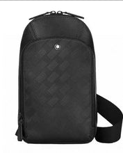 Carregar imagem no visualizador da galeria, Mochila Montblanc
