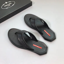 Carregar imagem no visualizador da galeria, Prada Slide Black
